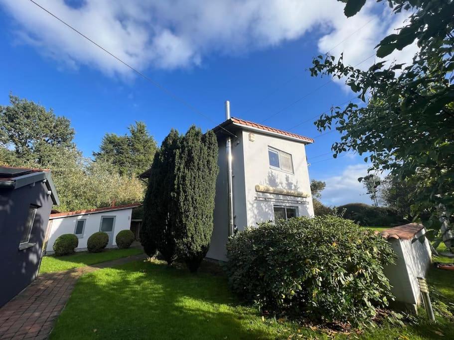 Luxurioeses Ferienhaus Am Ems Jade Kanal Sande Exterior foto