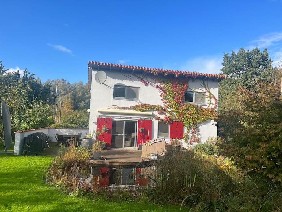 Luxurioeses Ferienhaus Am Ems Jade Kanal Sande Exterior foto